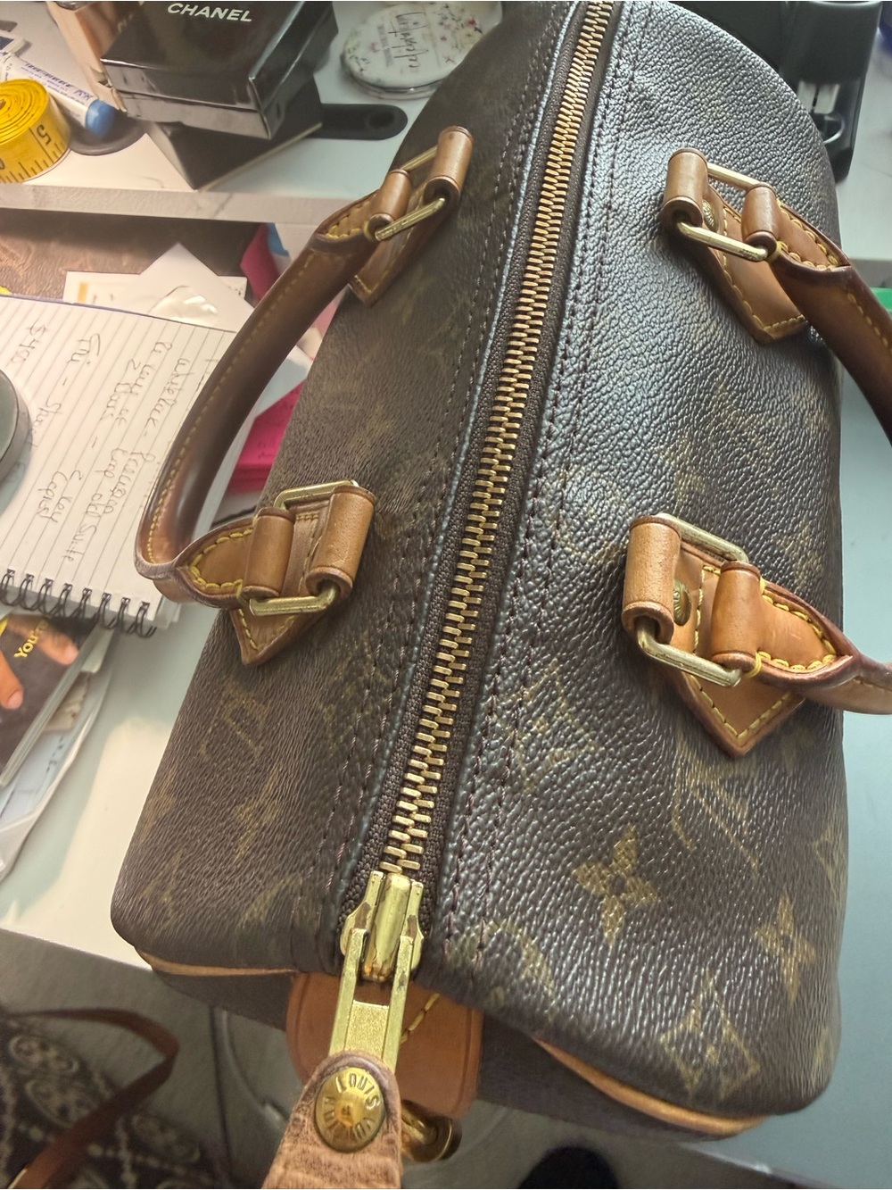 Louis Vuitton Monogram Speedy 25 Handbag - Brown with Tan Trim - Picture 6 of 13